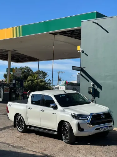 Toyota Hilux CD SRX 4X4 2.8 TDI 16V Diesel Aut. 2021