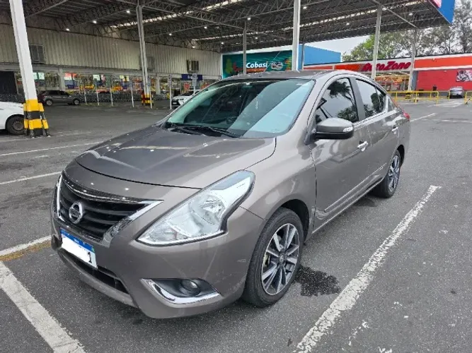 Nissan Versa Unique 1.6 16V Flexstart 4P Aut. 2018