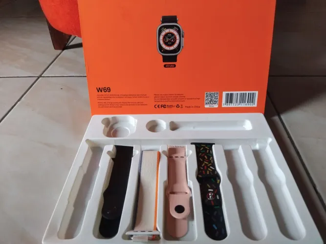 Vendo 4 pulseiras do Smartwatch W69 49mm