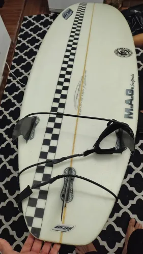 Vendo prancha de surf 6.0 semi nova 