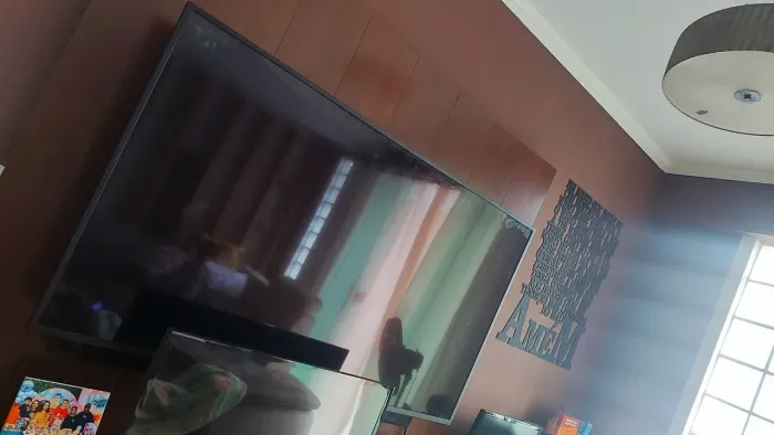 TV 65" LG PARA REPOSIÇÃO DE PEÇAS