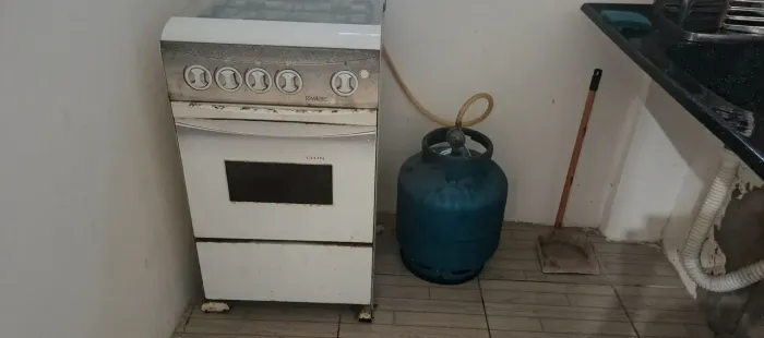 Vendo fogão completo