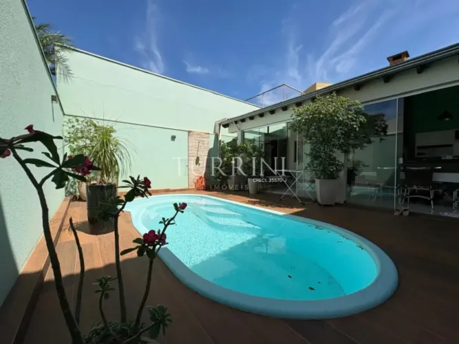 Casa à venda no condomínio Residencial Villaggio I em Bauru -SP.