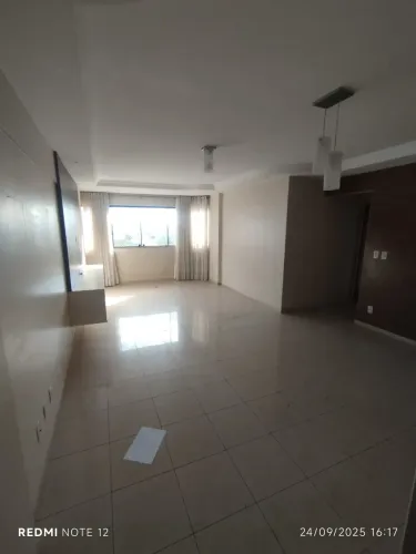 Apartamento à Venda - Plaza Lourenzzo | Setor Bueno | Goiânia - GO