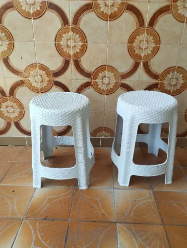 Bancos de plástico