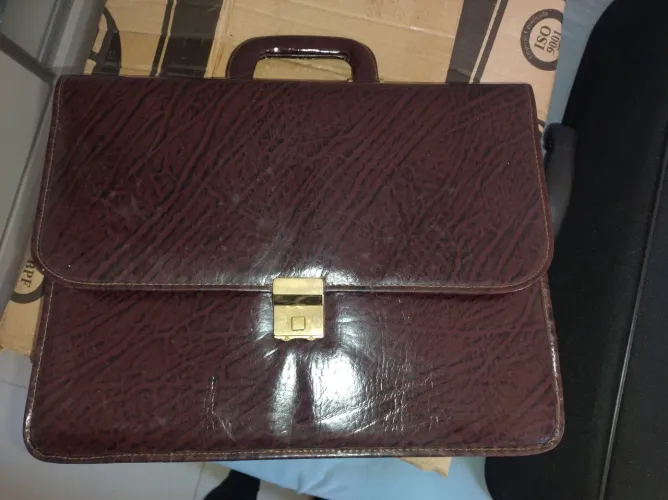 Bolsa/ pasta de trabalho em couro