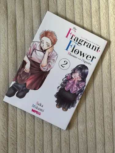 manga the fragrant flower blooms with dignity, autora: saka mikami
