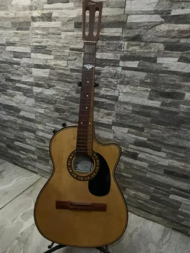 Violão Clave Cut-Away Elétrico (somente retirada)