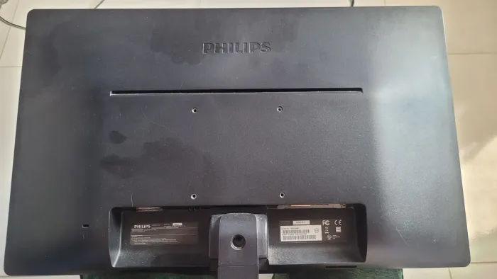 Monitor Philips quebrado