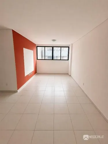 Apartamento com 3 dormitórios para alugar, 83 m² por R$ 2.620,00/mês - Catolé - Campina Gr