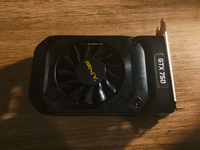 placa de vídeo GTX 750 Ti
