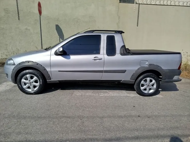 Fiat Strada Trekking 1.6 16V Flex CE 2013