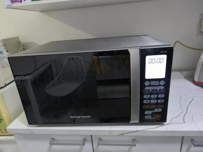 Microondas Brastemp Ative 30 Litros Espelhado com Grill 