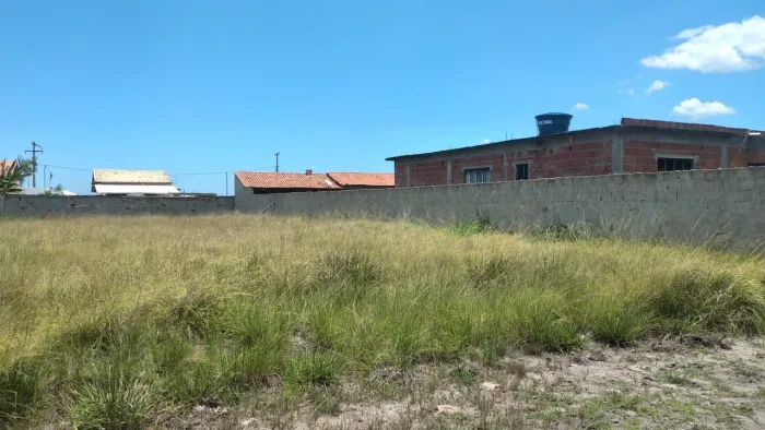 Terreno em Araruama ótima localização e um preço ótimo para vender rápido