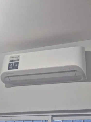 Ar Condicionado INVERTER 4 meses de uso