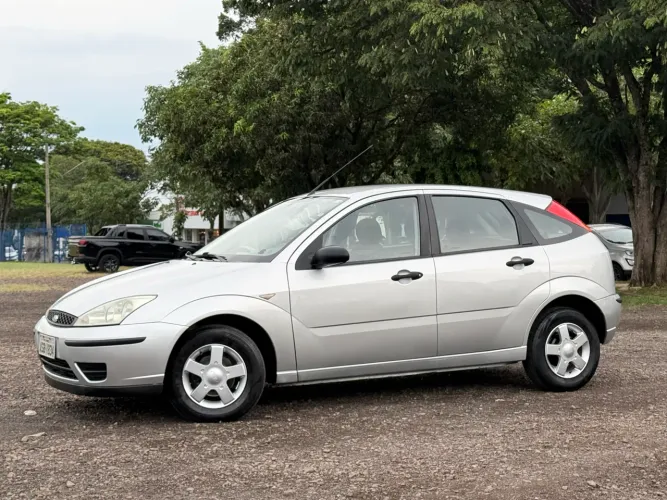 Ford Focus 1.6 S/se/se Plus Flex 8v/16v 5P 2008