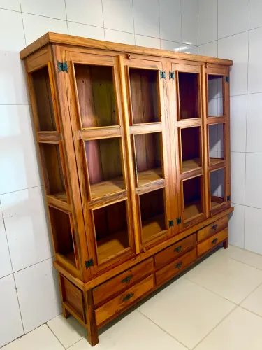 Cristaleira 1,80x1,90