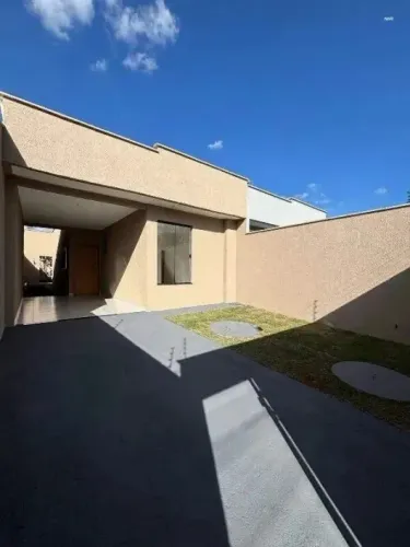 LINDA CASA A VENDA NA MARAPONGA