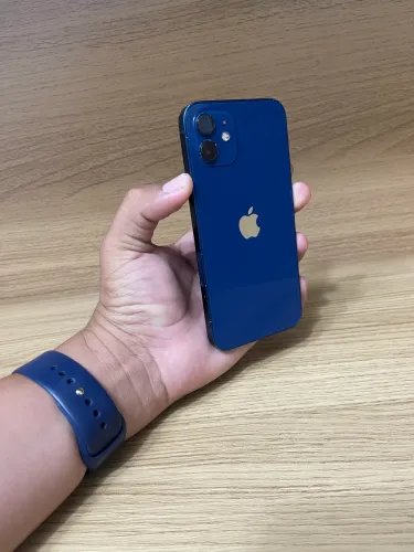 Vendo ou troco iPhone 12 64 gigas 
