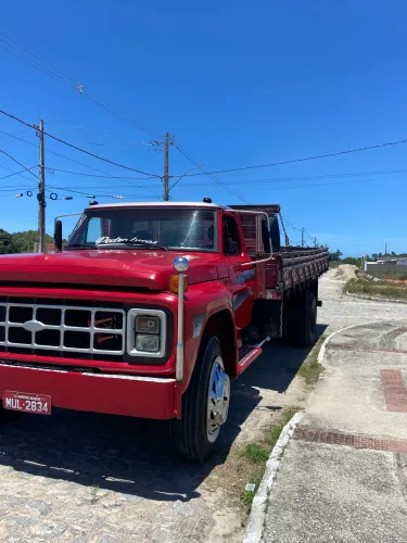 Caminhão F-13000