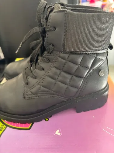 Bota infantil Pink Cats(Dakota), tamanho 29 cor preta ótimo estado