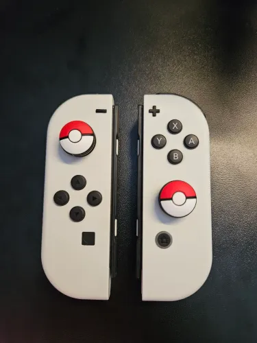 Par de JoyCons Originais - Brancos