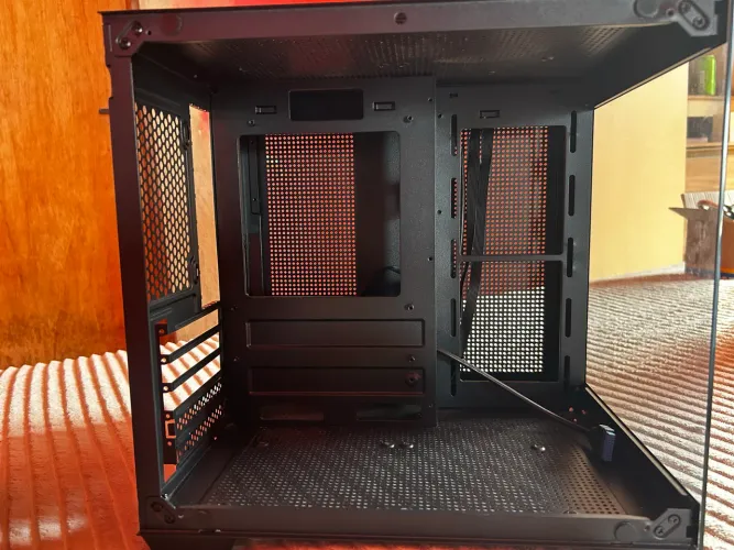 Gabinete Gamer Darkflash / estilo aquário - vidro temperado
