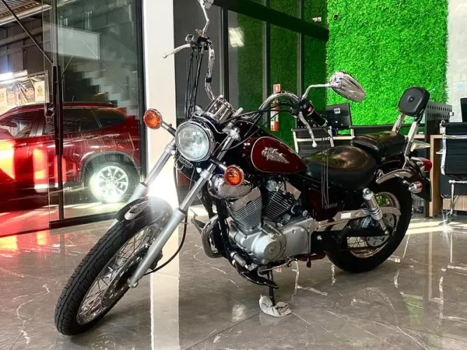 YAMAHA XV 250 VIRAGO 2001