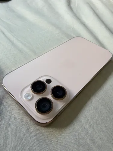 iPhone 16 Pro
