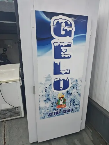 Freezer vertical 1.100 litros