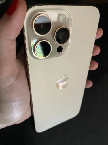 iPhone 16 Pro Max na garantia e com nota fiscal 