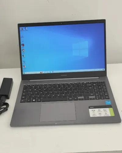 Samsung NP550XDA KT1BR i3 11ª 8GB RAM SSD 256GB Tela 15,6" Full HD