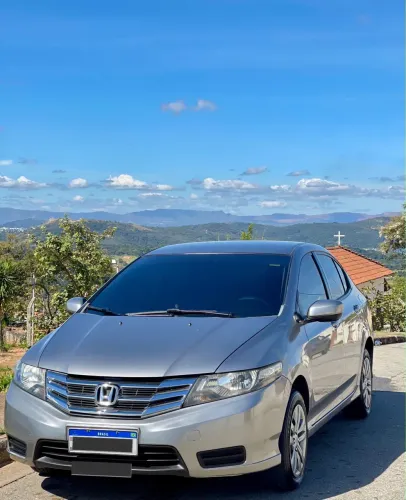 Honda City Sedan DX 1.5 Flex 16V Mec. 2013