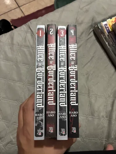 Manga Alice in borderland 4 volumes