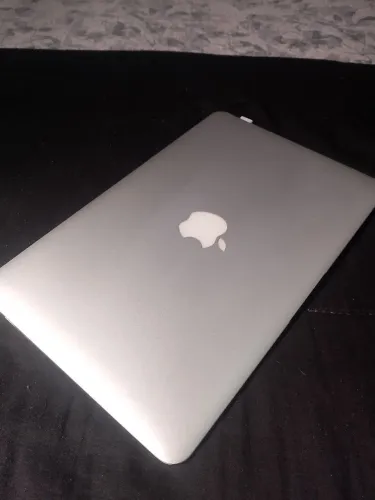 MacBook