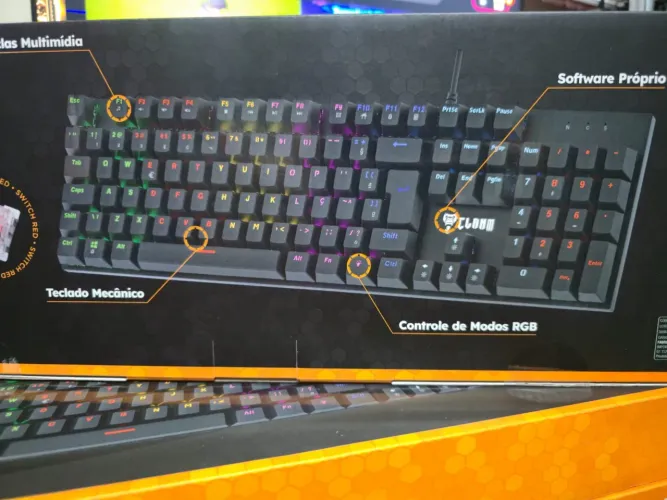 Teclado Gamer Mecânico King Clanm RGB - Switch Red Hot Swap ABNT2