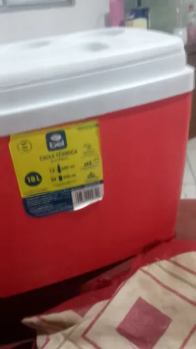 Vendo caixa térmica nova usada apenas uma vez 