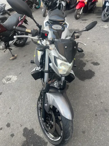 YAMAHA MT03 2018-ACEITO CARTÃO DE CRÉDITO E FINANCIAMENTO BANCÁRIO