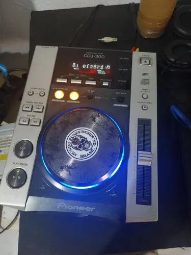CDJ Pioneer 200 (unidade)