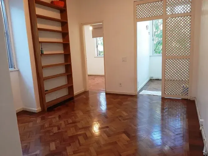 Imóvel para aluguel possui 50 metros quadrados com 1 quarto em Jardim Botânico - Rio de Ja