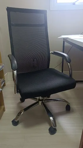 Cadeira Escritório Skyflex Presidente Giratória Relax - Tela Preta