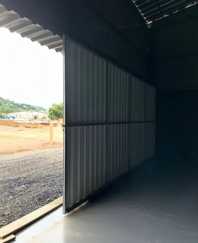 Portões e cobertura alumínio e galvanizado