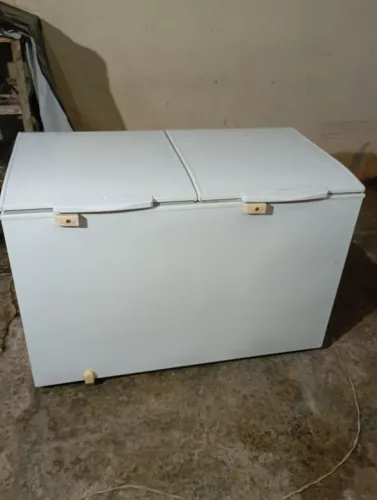 Freezer duas tampas 