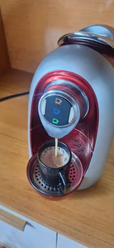 Cafeteira 3 Corações vermelha
