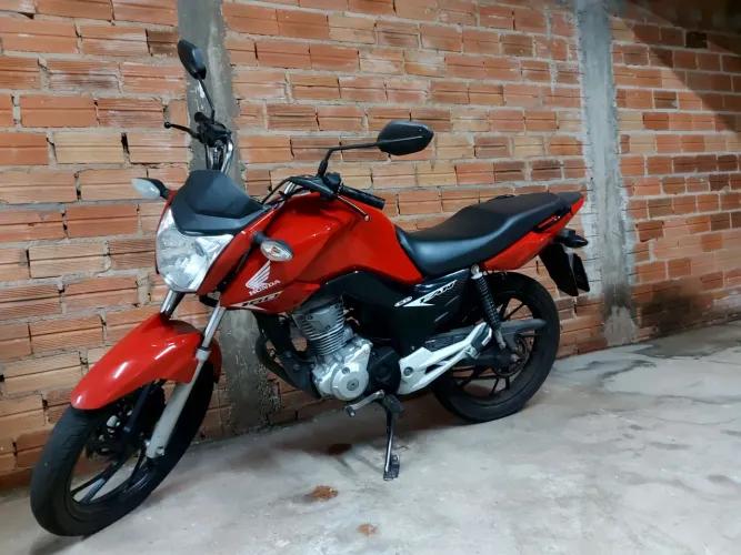 Vendo Moto CG Fan 160
