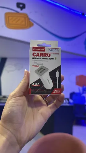 Carregador USB Veicular / KAPBOM / Lacrado / Loja física / $20,00