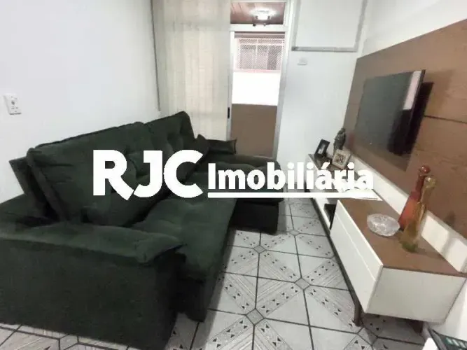 Apartamento para venda possui 84 metros quadrados com 3 quartos em Grajaú - Rio de Janeiro