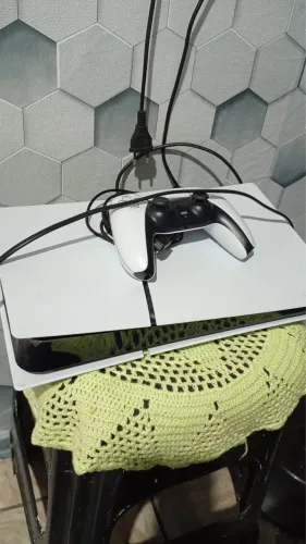 PS5 SLIM 2 MESES DE USO