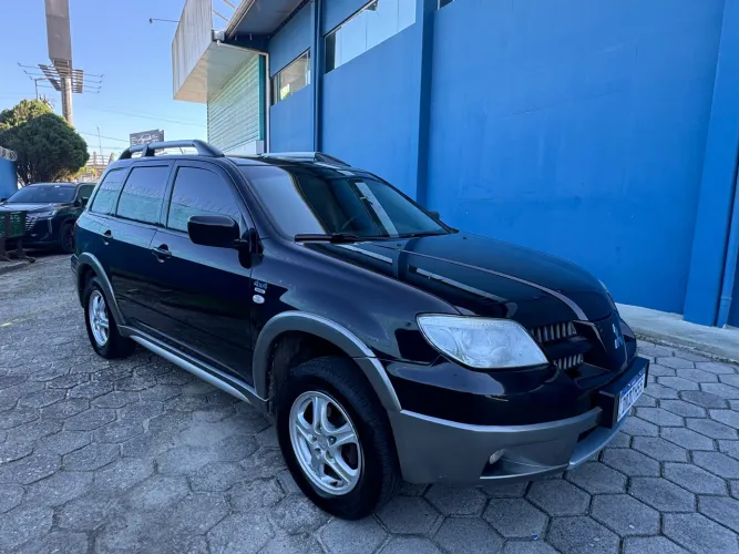 Mitsubishi Airtrek 2.4 16V 163cv/ 136cv 4X4 5P Aut. 2005