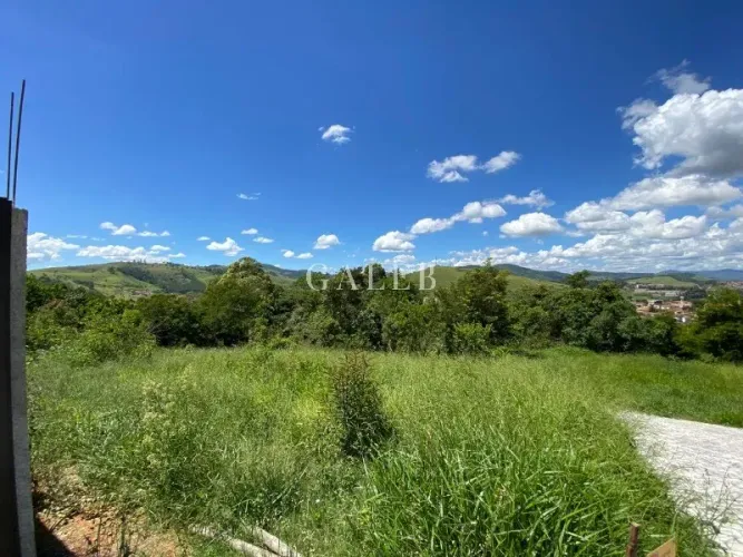 Excelente terreno à venda em Piracaia, no ponto mais alto da cidade!